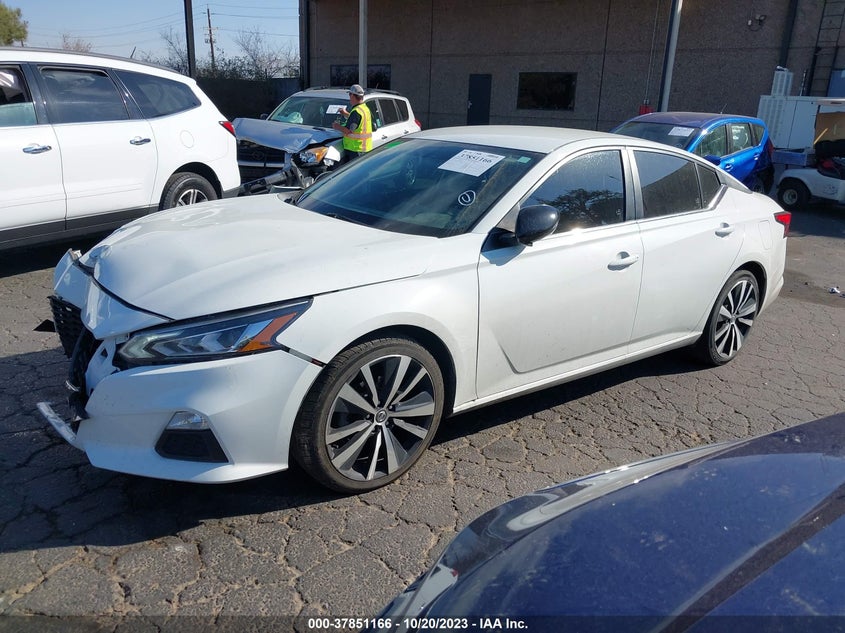VIN 1N4BL4CVXKC161381 2019 NISSAN ALTIMA SR