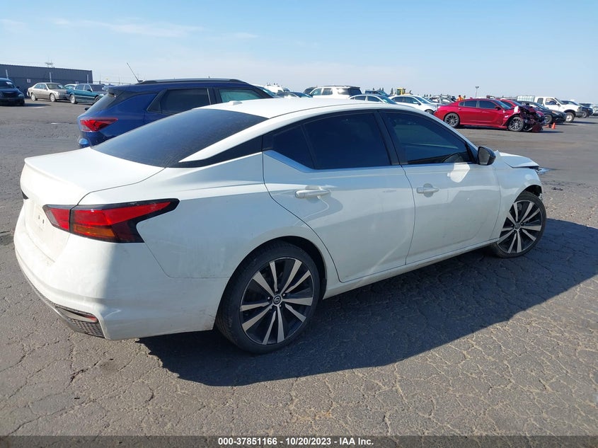 VIN 1N4BL4CVXKC161381 2019 NISSAN ALTIMA SR