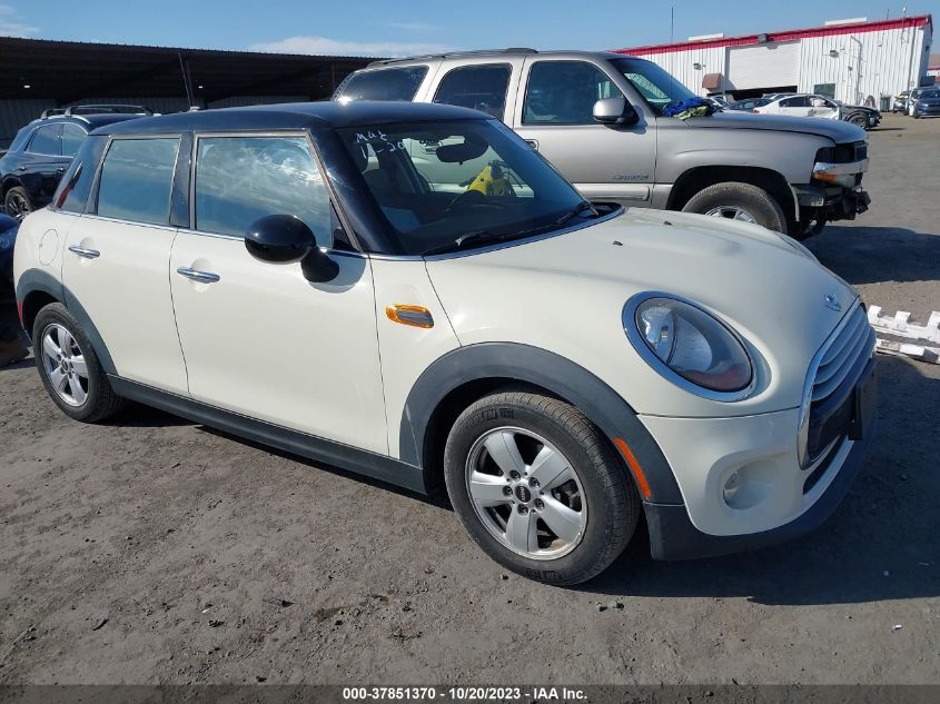 2015 MINI HARDTOP COOPER - WMWXS5C55FT828028