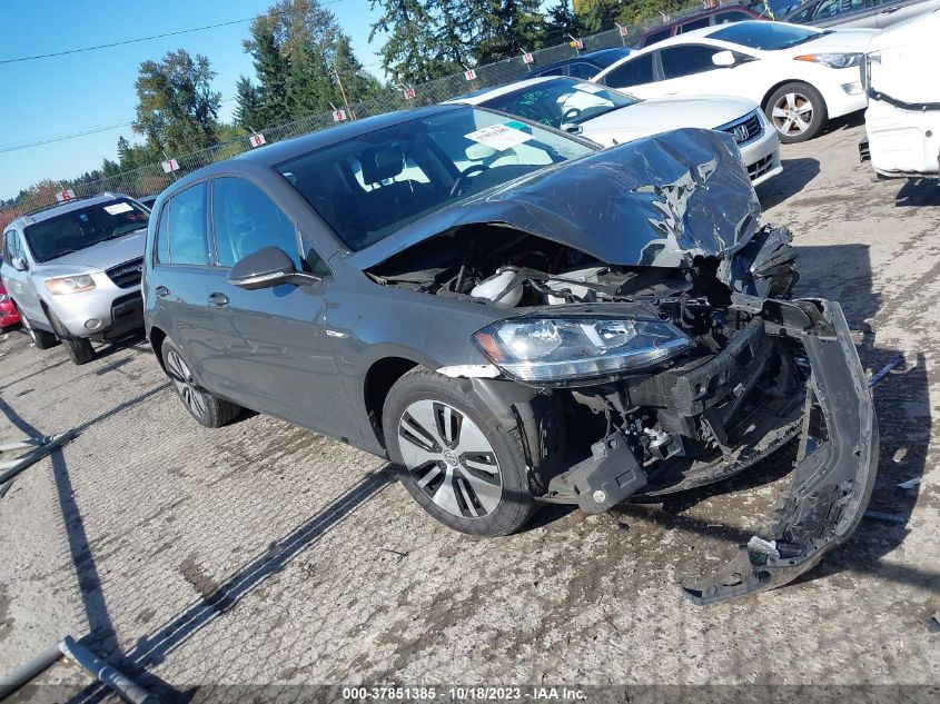 2019 VOLKSWAGEN E-GOLF SE - WVWKR7AU8KW919219
