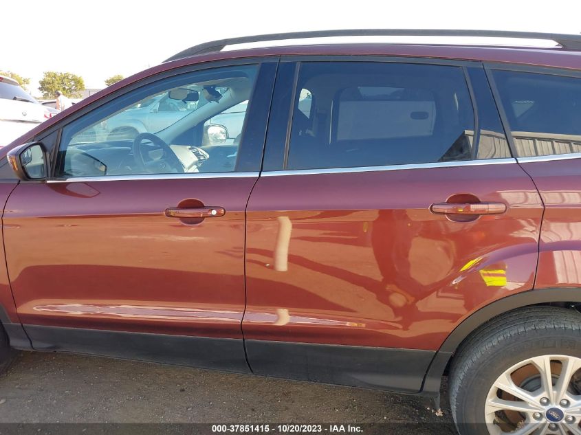2018 FORD ESCAPE SE - 1FMCU9GD1JUB10852