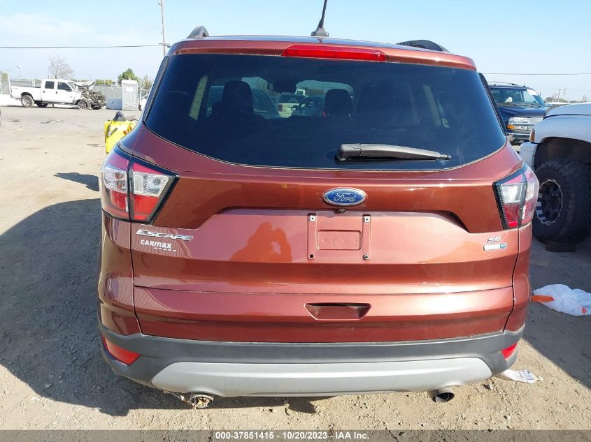 2018 FORD ESCAPE SE - 1FMCU9GD1JUB10852