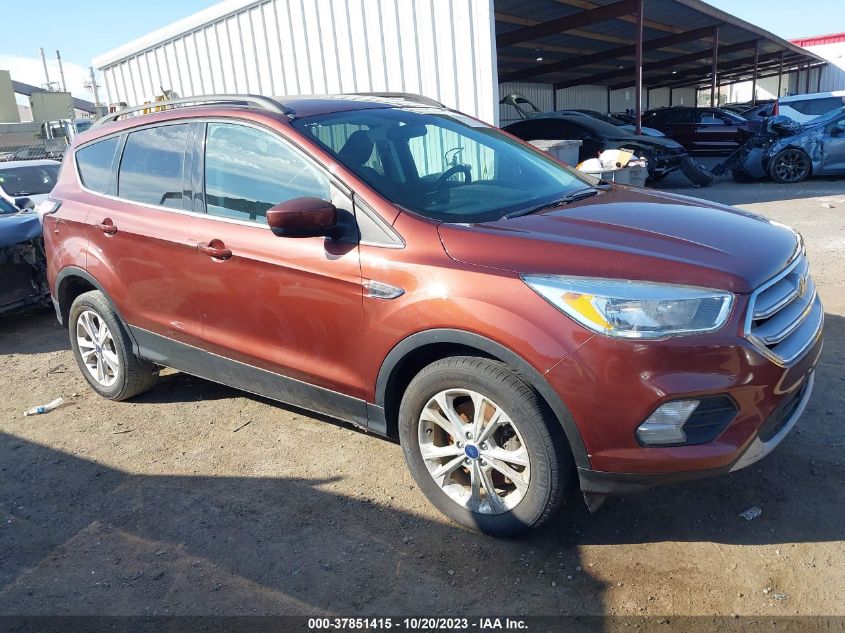 2018 FORD ESCAPE SE - 1FMCU9GD1JUB10852