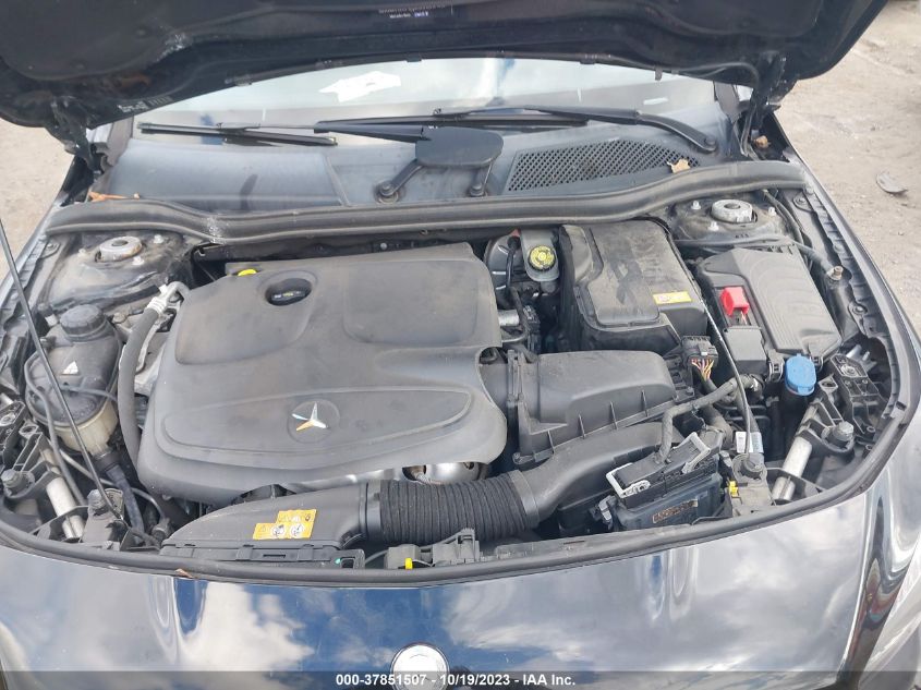 2015 MERCEDES-BENZ CLA 250 - WDDSJ4GB6FN182101