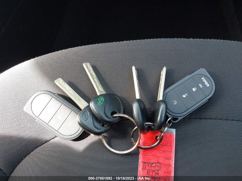 2015 KIA SOUL BASE - KNDJN2A24F7143499