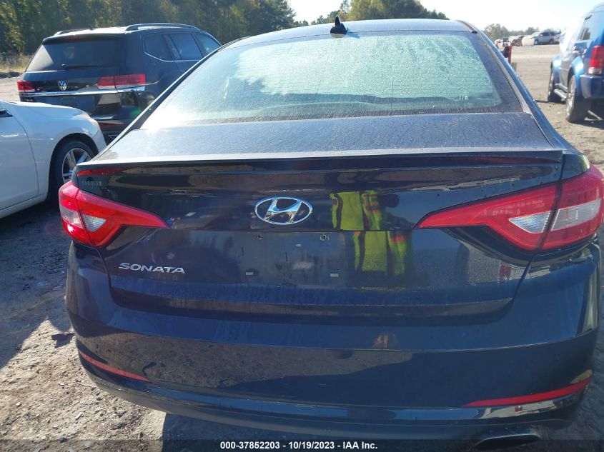 2015 HYUNDAI SONATA 2.4L SE - 5NPE24AF2FH222352