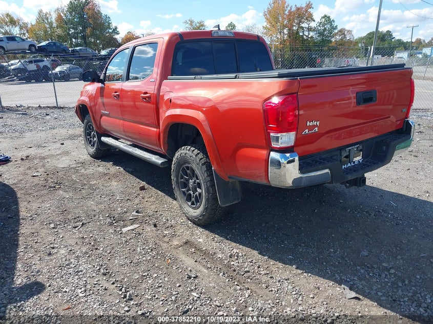 VIN 3TMCZ5AN0HM100358 2017 TOYOTA TACOMA SR5/TRD SPORT