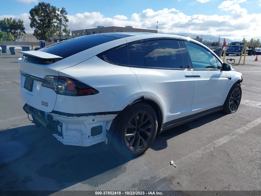 VIN 7SAXCBE6XNF349788 2022 TESLA MODEL X