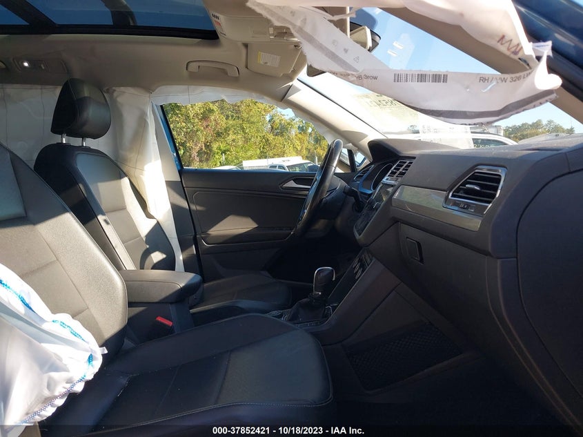 VIN 3VV2B7AX3JM177164 2018 VOLKSWAGEN TIGUAN SE/SEL