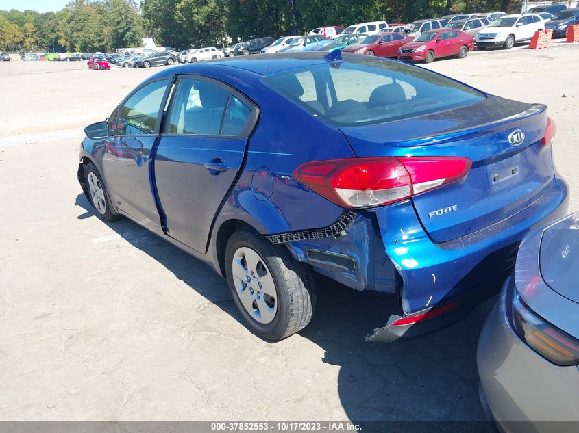 VIN 3KPFK4A78JE175368 2018 KIA FORTE LX