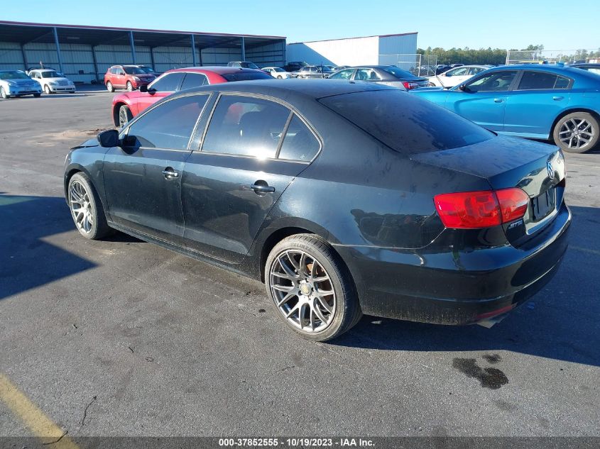 2014 VOLKSWAGEN JETTA SEDAN S 3VW2K7AJ1EM392040