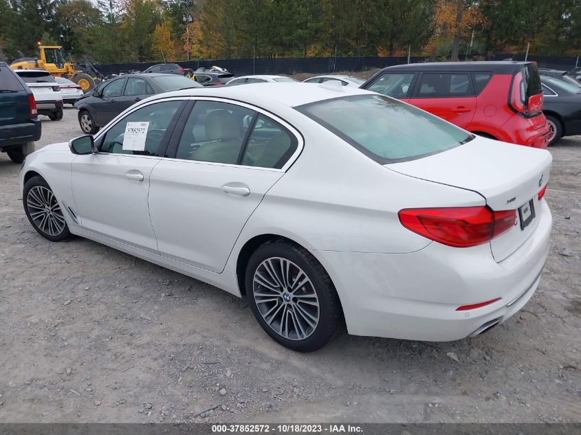 WBAJE7C54KWW10938 BMW 540 XI 3