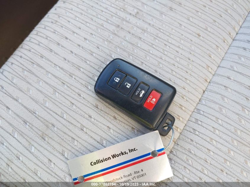 2013 TOYOTA CAMRY HYBRID LE/XLE - 4T1BD1FK7DU065711