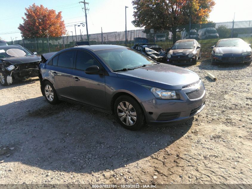 2014 CHEVROLET CRUZE LS - 1G1PA5SG9E7171081