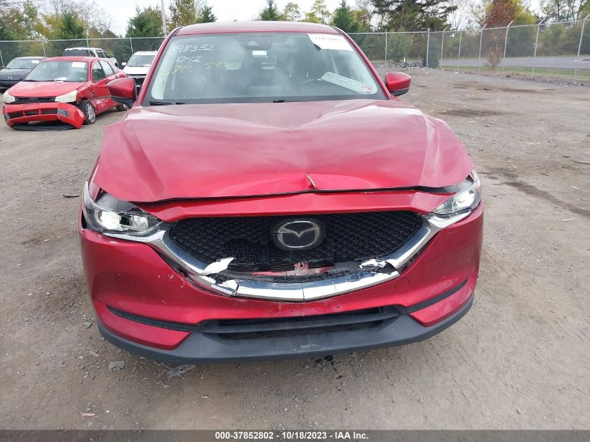 VIN: JM3KFBCM7J0409686 2018 MAZDA CX-5 TOURING