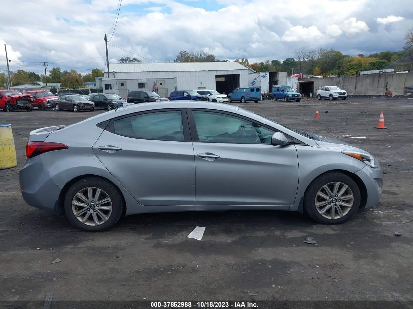 2016 HYUNDAI ELANTRA SE - 5NPDH4AEXGH768206