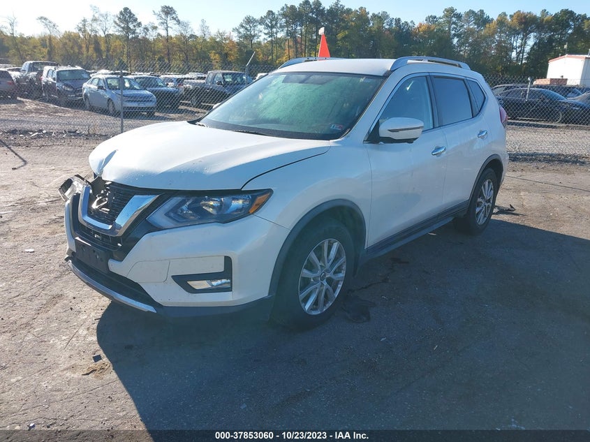 VIN KNMAT2MT0JP602661 2018 NISSAN ROGUE S/SV