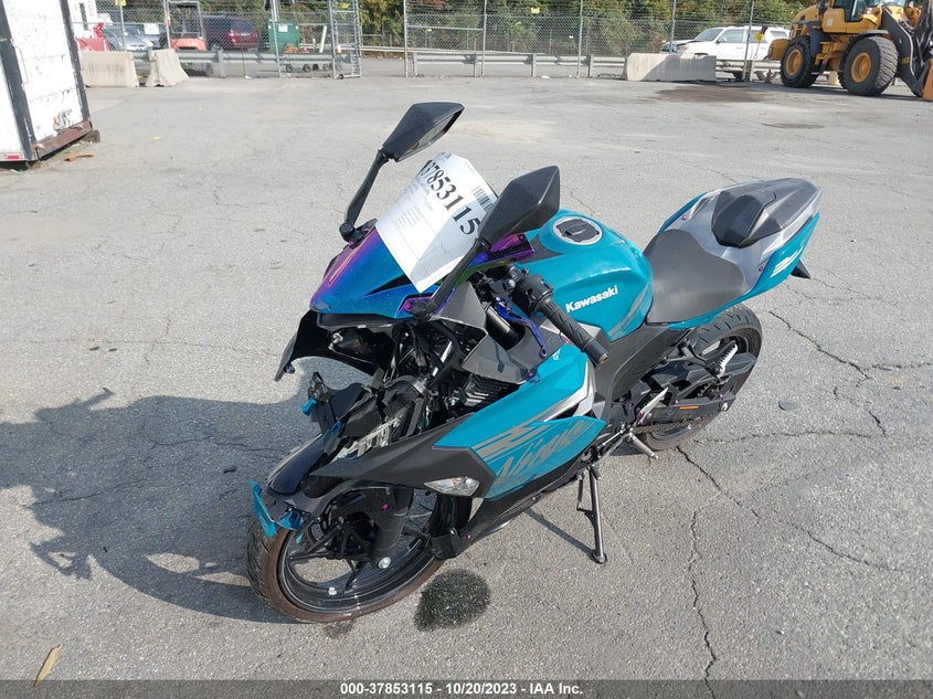 VIN JKAEXKG17MDAC4637 2021 KAWASAKI EX400