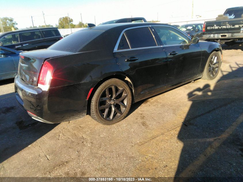 VIN 2C3CCAAG2HH646626 2017 CHRYSLER 300 no.4