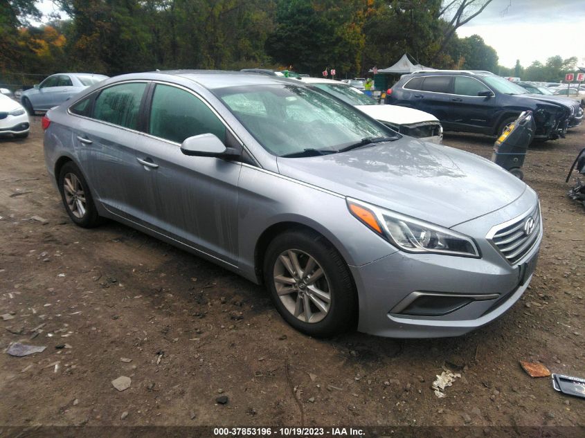 2016 HYUNDAI SONATA 2.4L SE - 5NPE24AF2GH301814