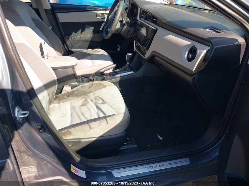 VIN 2T1BURHEXJC002833 2018 TOYOTA COROLLA L/LE/XLE/SE/XSE