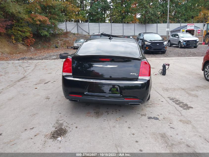 VIN 2C3CCAEG0HH552139 2017 CHRYSLER 300C no.17