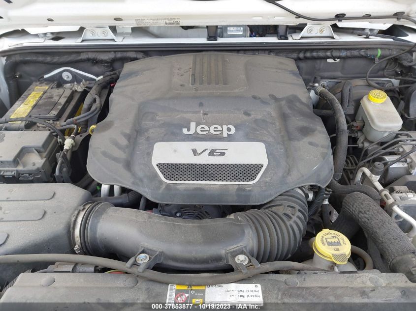 2014 JEEP WRANGLER UNLIMITED SPORT - 1C4BJWDG9EL202325