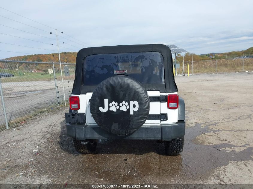 2014 JEEP WRANGLER UNLIMITED SPORT - 1C4BJWDG9EL202325