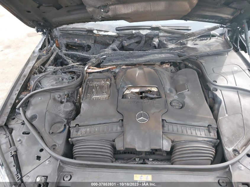 2018 MERCEDES-BENZ AMG S 63 4MATIC WDDUG8JB8JA394733