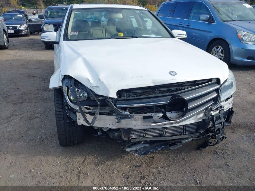 2014 MERCEDES-BENZ C-CLASS C 250 - WDDGF4HB5EA946273