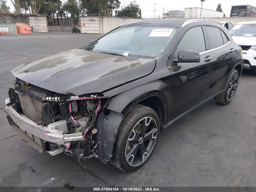 2019 MERCEDES-BENZ GLA 250 - WDCTG4EB7KU009925