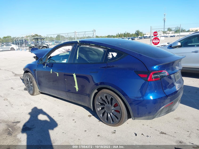 VIN 7SAYGDEF2PF776695 2023 TESLA MODEL Y