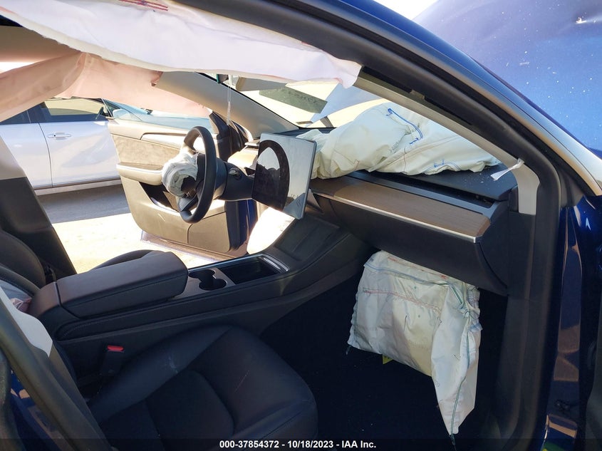 VIN 7SAYGDEF2PF776695 2023 TESLA MODEL Y