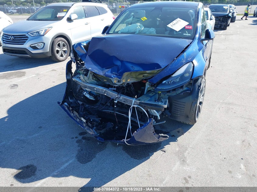 VIN 7SAYGDEF2PF776695 2023 TESLA MODEL Y