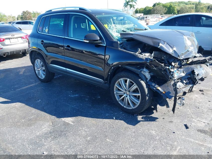 2014 VOLKSWAGEN TIGUAN SE - WVGAV3AX5EW552144