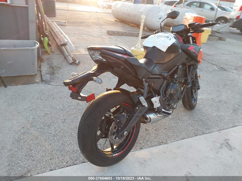VIN ML5EREP10PDA80987 2023 KAWASAKI ER650 P