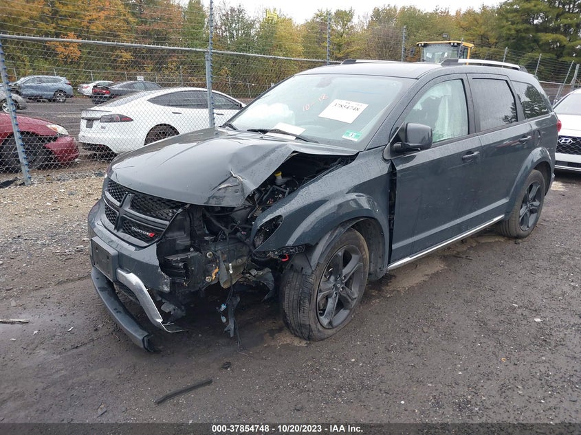 VIN 3C4PDDGG3JT387838 2018 DODGE JOURNEY CROSSROAD