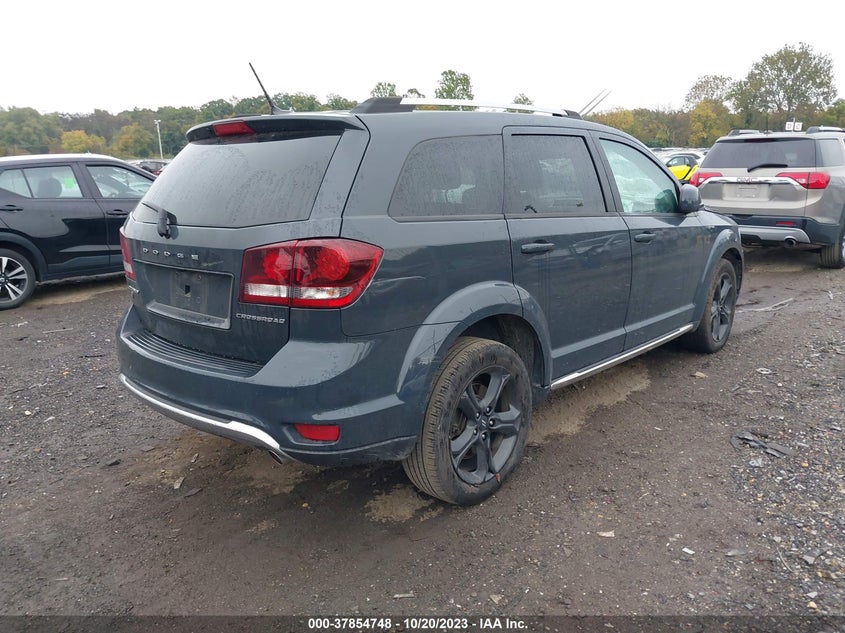 VIN 3C4PDDGG3JT387838 2018 DODGE JOURNEY CROSSROAD