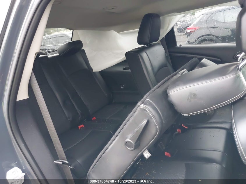 VIN 3C4PDDGG3JT387838 2018 DODGE JOURNEY CROSSROAD