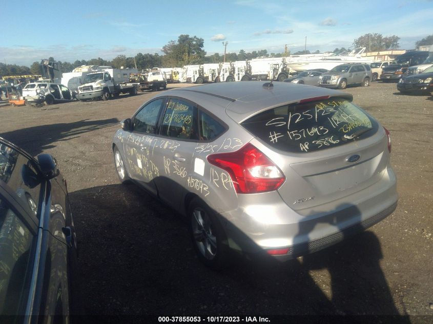 2014 FORD FOCUS SE - 1FADP3K25EL101883