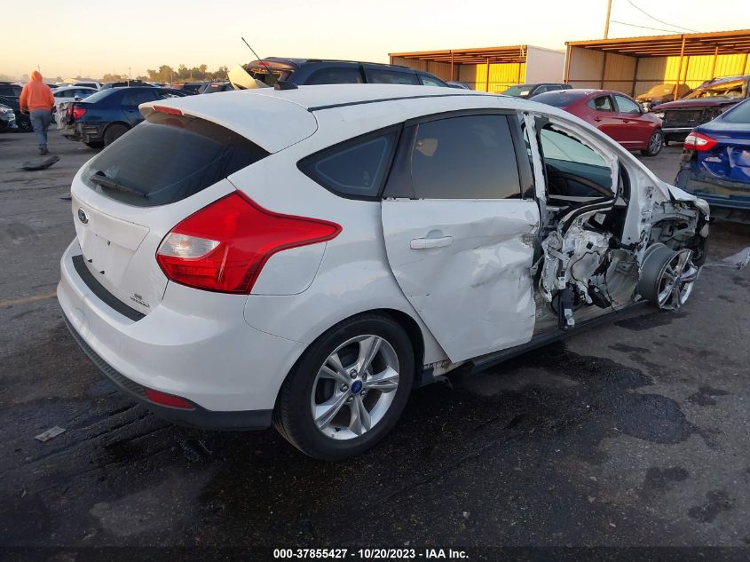 2014 FORD FOCUS SE - 1FADP3K2XEL255764