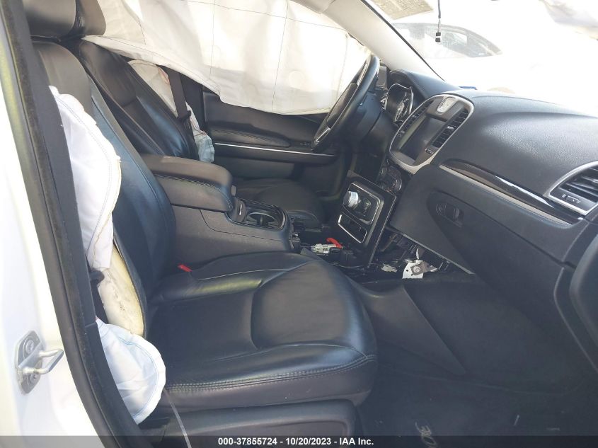 2016 CHRYSLER 300 LIMITED - 2C3CCAAG1GH134872