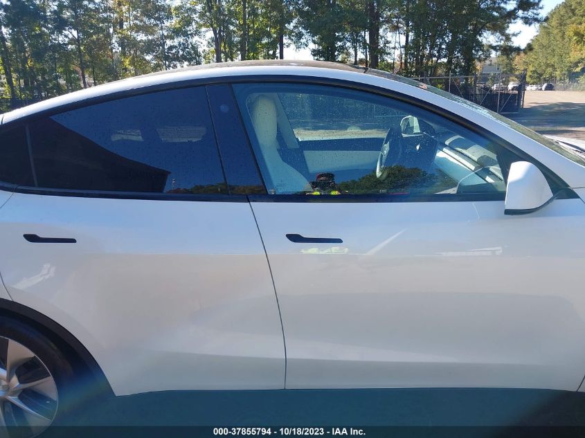 2021 TESLA MODEL Y LONG RANGE - 5YJYGDEE7MF085582