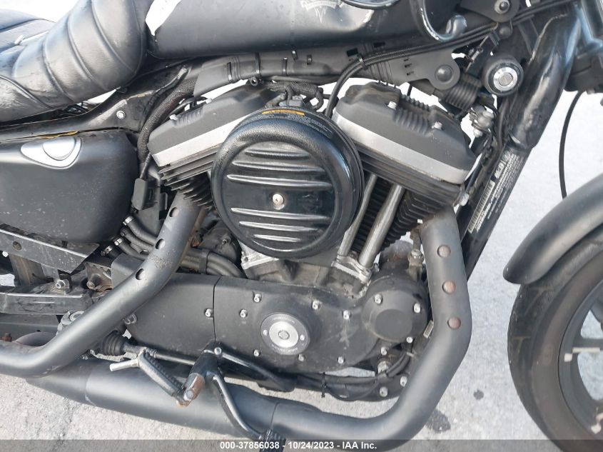 2018 HARLEY-DAVIDSON XL883 IRON 883 - 1HD4LE214JC418751