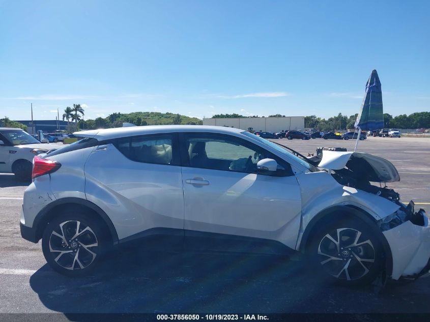 NMTKHMBX1NR146588 Toyota C-HR XLE/LIMITED/NIGHTSHADE 12