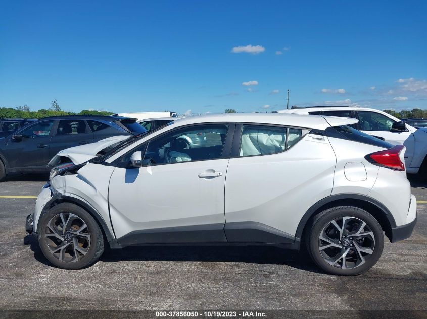 NMTKHMBX1NR146588 Toyota C-HR XLE/LIMITED/NIGHTSHADE 13