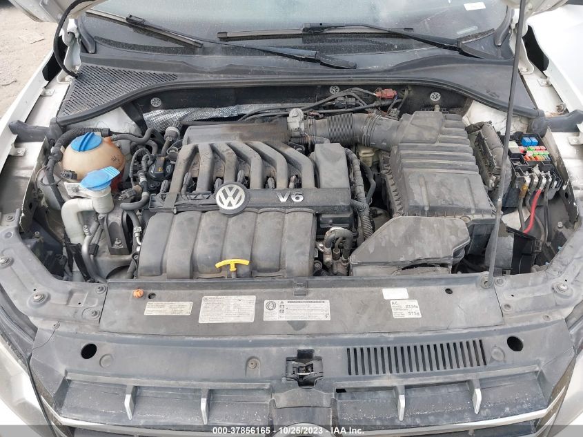 2013 VOLKSWAGEN PASSAT SE W/SUNROOF - 1VWBM7A35DC009776