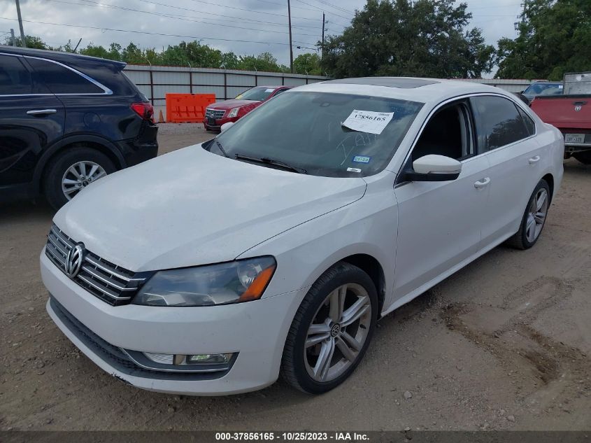 2013 VOLKSWAGEN PASSAT SE W/SUNROOF - 1VWBM7A35DC009776