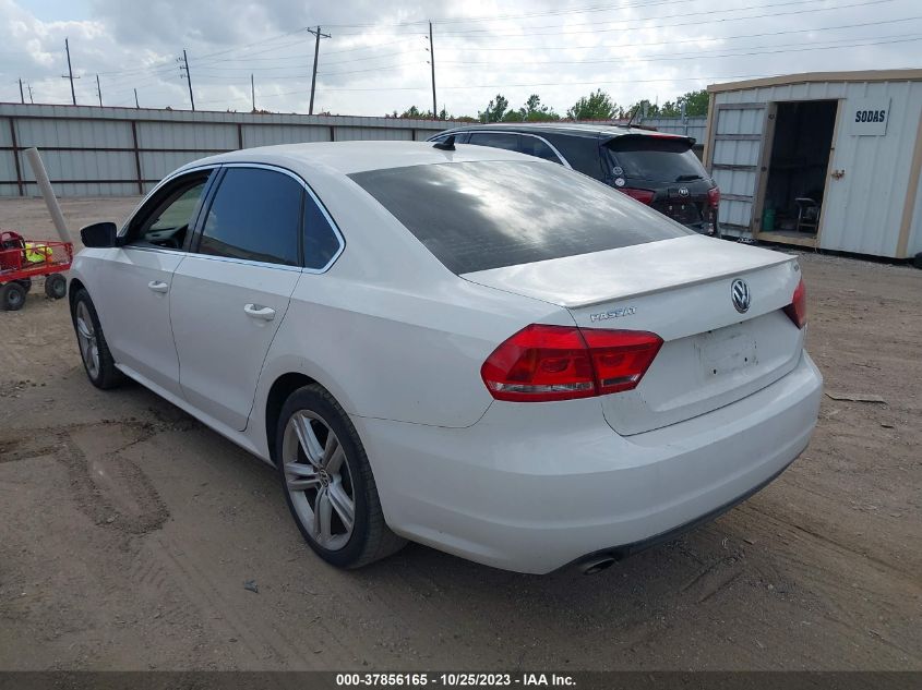2013 VOLKSWAGEN PASSAT SE W/SUNROOF - 1VWBM7A35DC009776