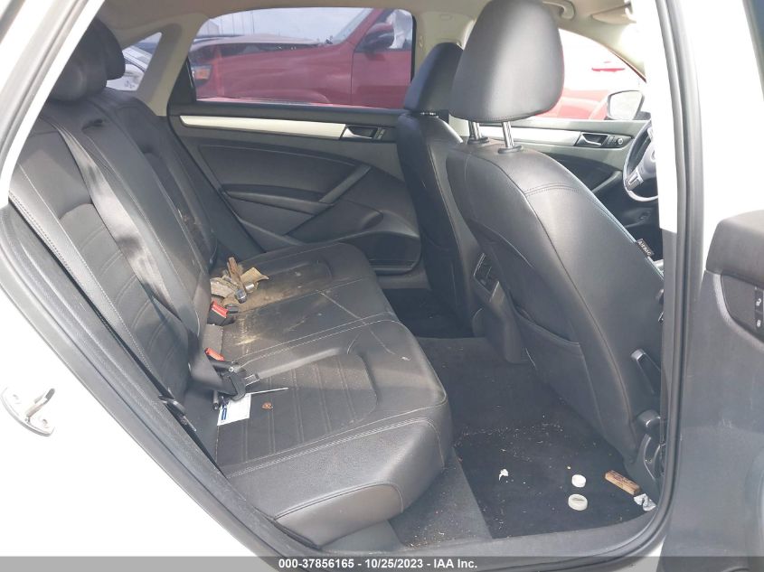2013 VOLKSWAGEN PASSAT SE W/SUNROOF - 1VWBM7A35DC009776